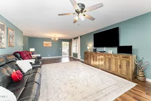 205 W South St, Fremont, NC 27830 - Photo 7