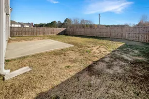 316 Brisk Dr, Zebulon, NC 27597 - Photo 5