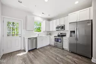2800 Bedford Green Dr, Raleigh, NC 27604 - Photo 7