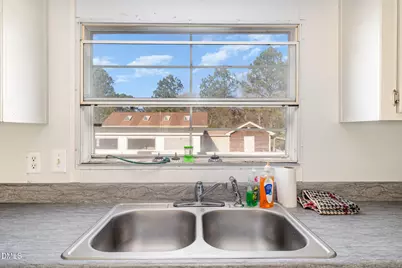 10092 N Carolina 210, Four Oaks, NC 27524 - Photo 9