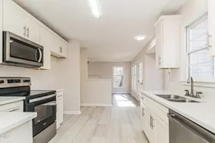 6005 Chittim Ct, Raleigh, NC 27616 - Photo 7