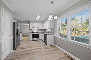 3622 Thorndike Dr, Fayetteville, NC 28311 - Photo 11