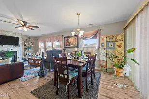 1006 Avondale Dr, Clayton, NC 27520 - Photo 17