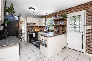 12116 Queensbridge Ct, Raleigh, NC 27613 - Photo 3