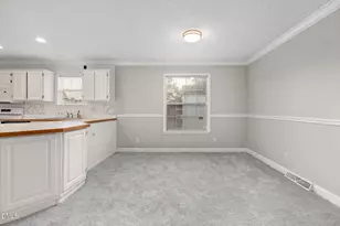 2850 Sanderford Rd, Raleigh, NC 27610 - Photo 13