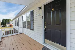 2850 Sanderford Rd, Raleigh, NC 27610 - Photo 9