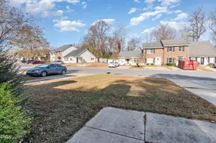 140 Rollingwood Dr, Dunn, NC 28334 - Photo 27