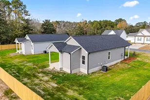 609 W Godwin St, Dunn, NC 28334 - Photo 31