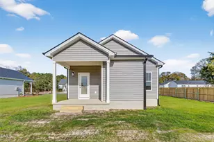 609 W Godwin St, Dunn, NC 28334 - Photo 29