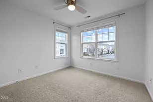 10122 Glen Autumn Rd, Raleigh, NC 27617 - Photo 27