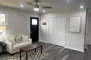 1614 Willow Rd, Greensboro, NC 27401 - Photo 5