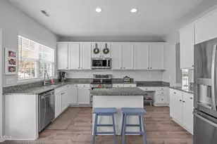 7461 Lagrange Dr, Raleigh, NC 27613 - Photo 19