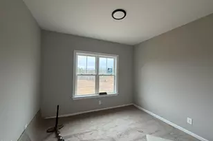 250 Tee Dr, Selma, NC 27576 - Photo 9