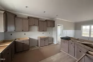 250 Tee Dr, Selma, NC 27576 - Photo 3