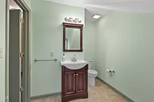 4522 Hamptonshire Dr, Raleigh, NC 27613 - Photo 35