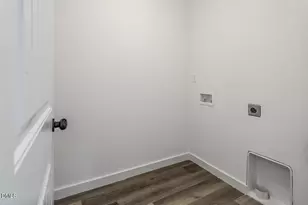 5700 Meadowlark Ln, Raleigh, NC 27610 - Photo 13