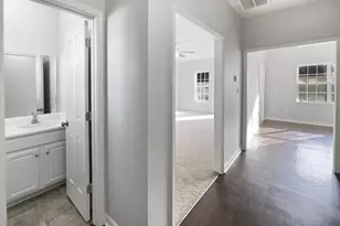 6836 Lakinsville Ln, Raleigh, NC 27610 - Photo 7