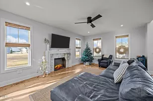 221 Old Hickory Dr, Raleigh, NC 27603 - Photo 17