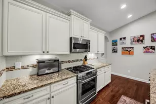 8621 Jordan Meadow Dr, Fuquay Varina, NC 27526 - Photo 11