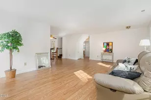 6213 River Bluff Ct, Raleigh, NC 27604 - Photo 11