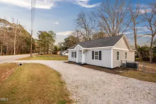 5869 Deans St, Bailey, NC 27807 - Photo 3