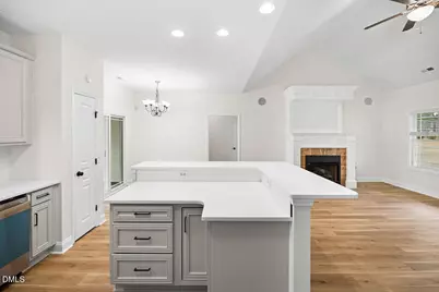 9114 Clinton Road, Autryville, NC 28318 - Photo 7