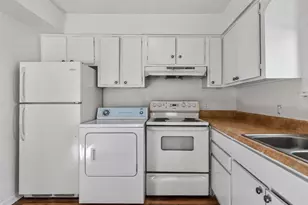 2304 Champion Ct, Raleigh, NC 27606 - Photo 17