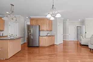 614 Gravel Brook Ct, Cary, NC 27519 - Photo 9