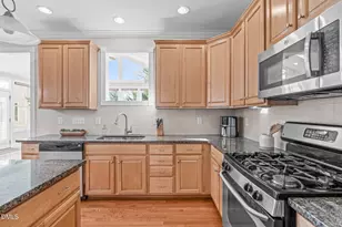 614 Gravel Brook Ct, Cary, NC 27519 - Photo 13