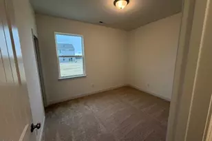 285 Black Forest Pointe Trl, Benson, NC 27504 - Photo 7