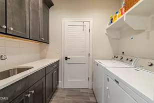 127 E Park St, Cary, NC 27511 - Photo 49