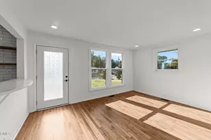 837 Newcombe Rd, Raleigh, NC 27610 - Photo 7