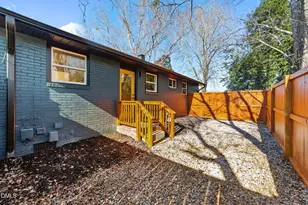 837 Newcombe Rd, Raleigh, NC 27610 - Photo 23