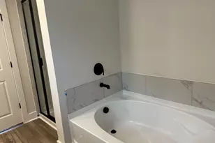 306 Shiloh Wy, Mebane, NC 27302 - Photo 17