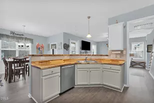 207 Boswell St, Raeford, NC 28376 - Photo 13