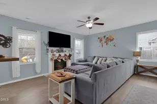 207 Boswell St, Raeford, NC 28376 - Photo 7