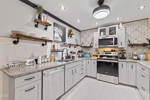 312 Long Needle Dr, Clayton, NC 27520 - Photo 13