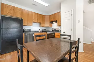 8620 Neuse Club Ln, Raleigh, NC 27616 - Photo 5