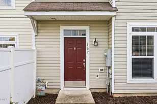 8620 Neuse Club Ln, Raleigh, NC 27616 - Photo 5