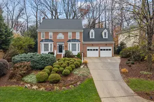 203 Piperwood Dr, Cary, NC 27518 - Photo 3