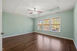 721 Hewespoint Ct, Cary, NC 27519 - Photo 9