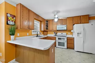 1320 Sunswept Cir, Raleigh, NC 27603 - Photo 9