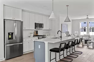 6420 Tanner Oak Ln, Raleigh, NC 27613 - Photo 3