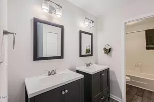 114 Mossbark Ln, Chapel Hill, NC 27514 - Photo 17