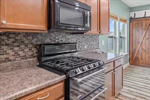 700 Harvest Point Dr, Fuquay Varina, NC 27526 - Photo 17