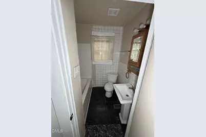 408 E Canary Street, Dunn, NC 28334 - Photo 5