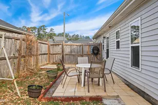 820 Grove Creek Ln, Raleigh, NC 27610 - Photo 27