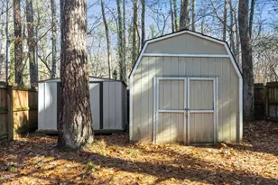 7260 Shellburne Dr, Raleigh, NC 27612 - Photo 33