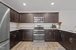 824 Estes Ln, Holly Springs, NC 27540 - Photo 9