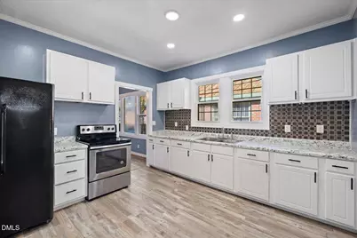 813 S Franklin Street, Rocky Mount, NC 27803 - Photo 11